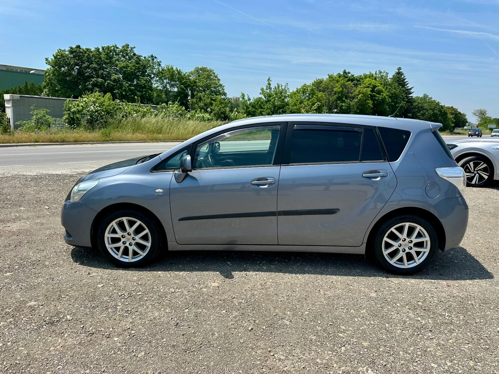 Toyota Verso 6+ 1м, NAVI, KEYLESS GO, PANORAMA, КАМЕРА!EURO5!, снимка 3 - Автомобили и джипове - 35503180