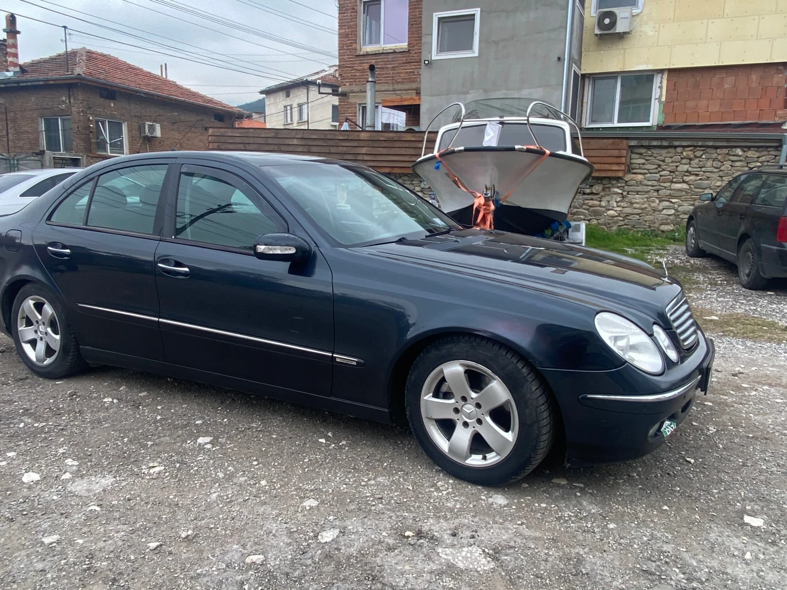 Mercedes-Benz E 270 2.7 CDI - изображение 2