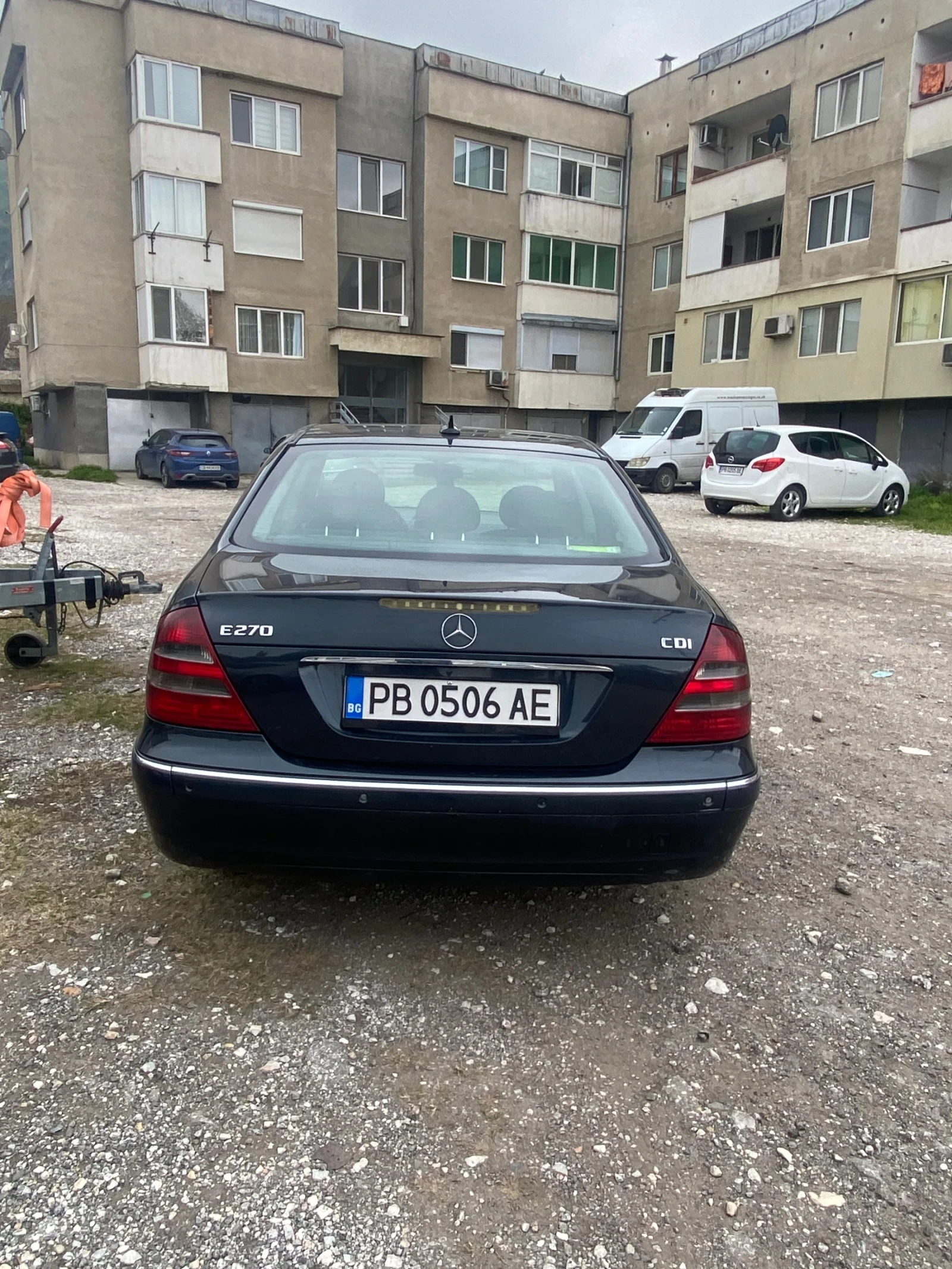 Mercedes-Benz E 270 2.7 CDI - изображение 3