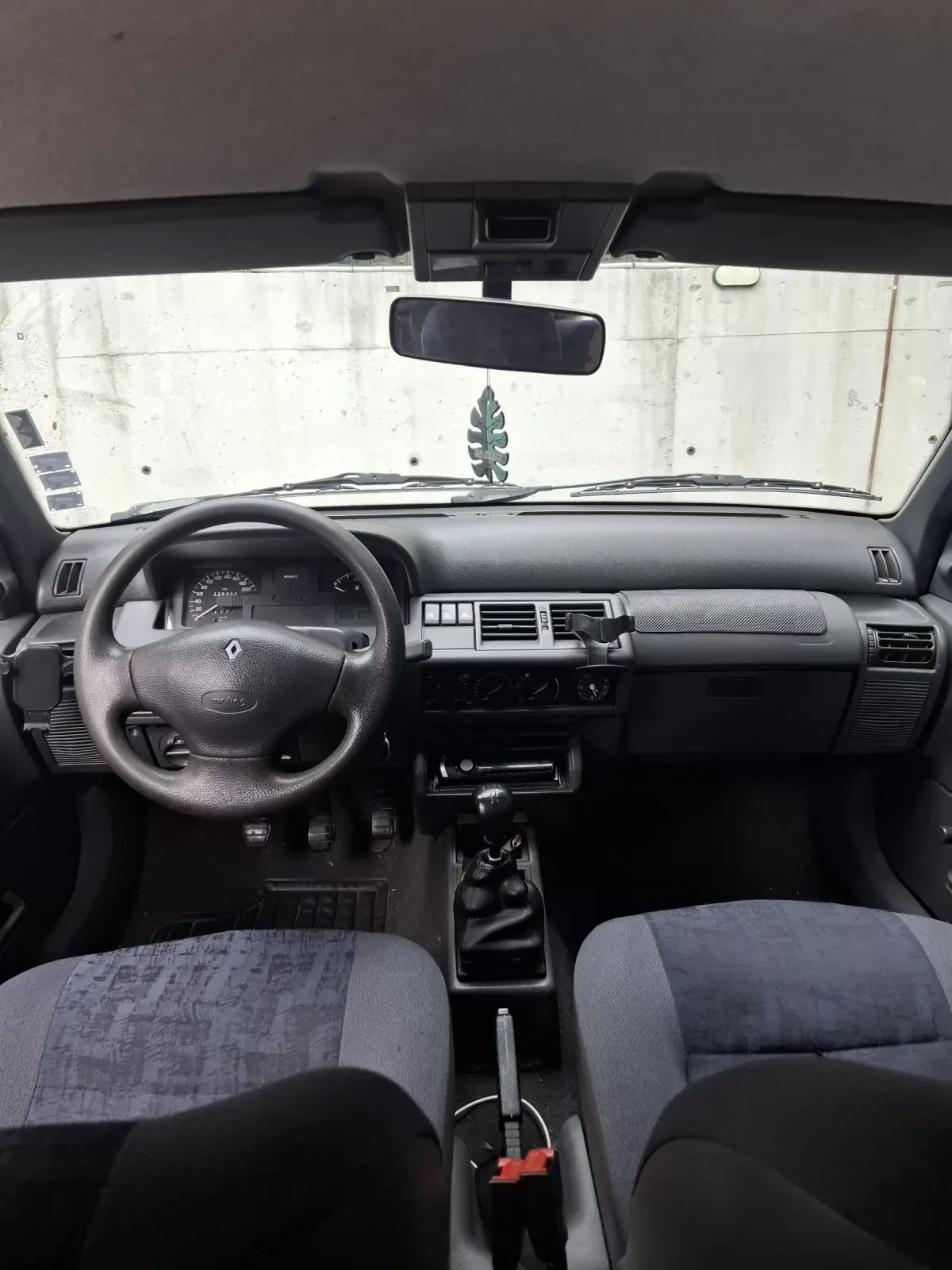 Renault Clio  - изображение 3