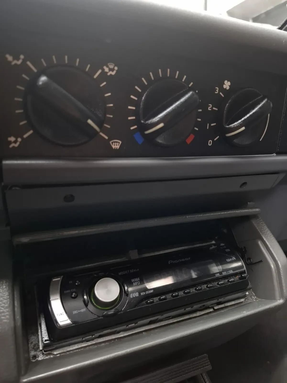Renault Clio  - изображение 4
