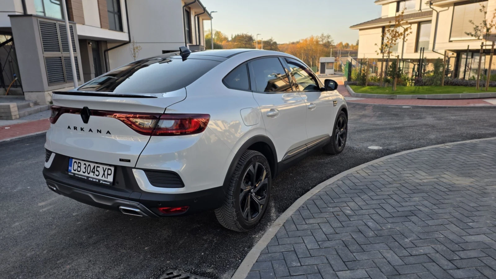 Renault Arkana 1.6 E-tech Engineered - изображение 4
