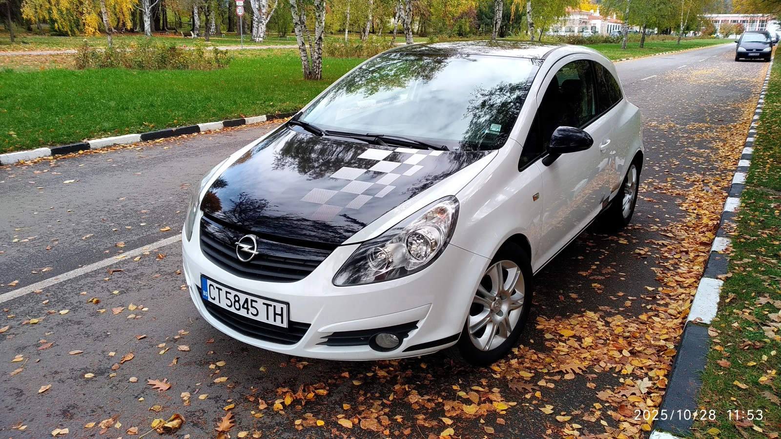 Opel Corsa 1.4 Color Edition  - изображение 3
