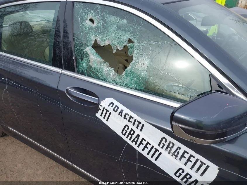 BMW 750 | Mobile.bg � ����������� 13