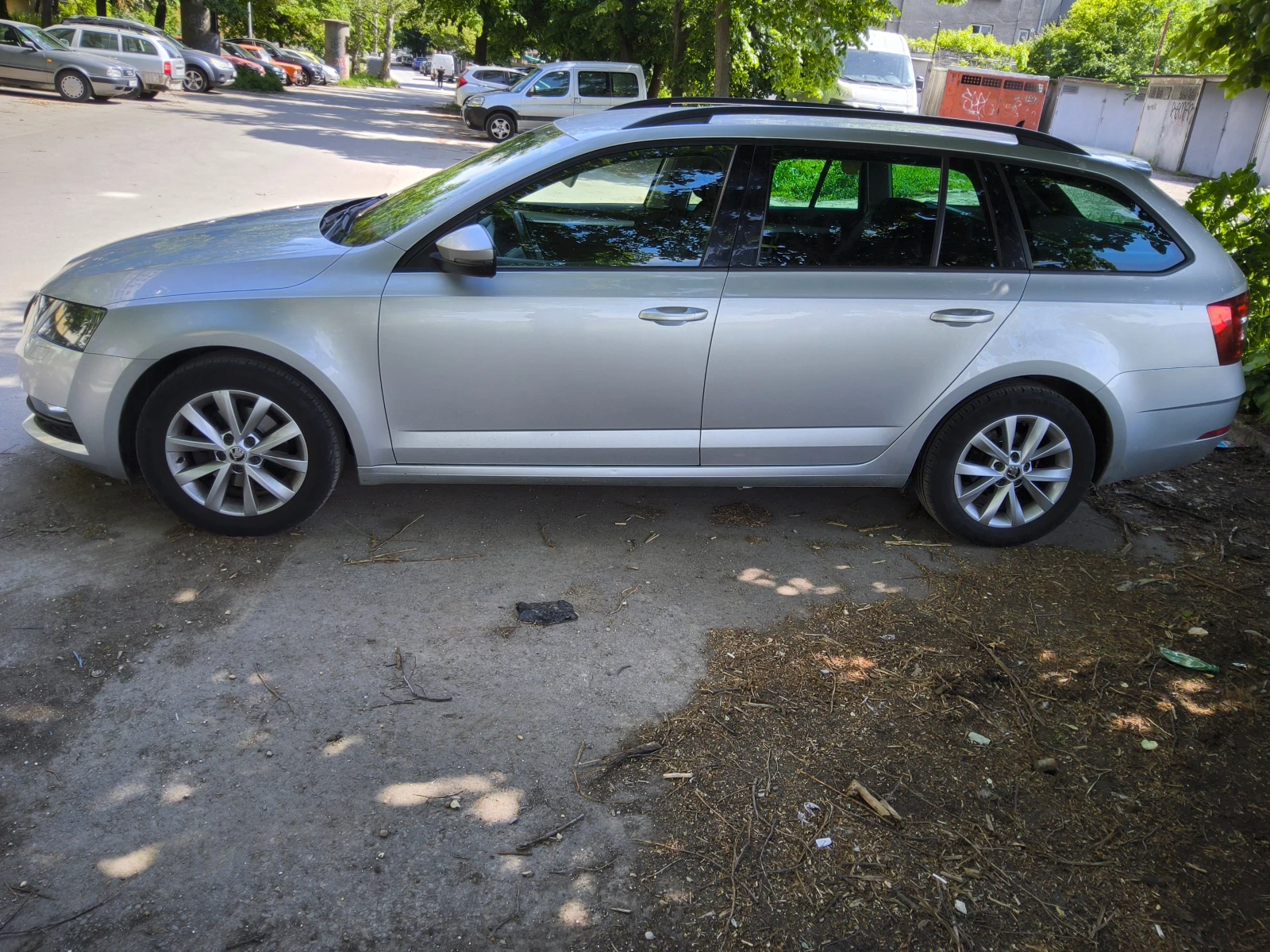 Skoda Octavia, снимка 12 - Автомобили и джипове - 54458292