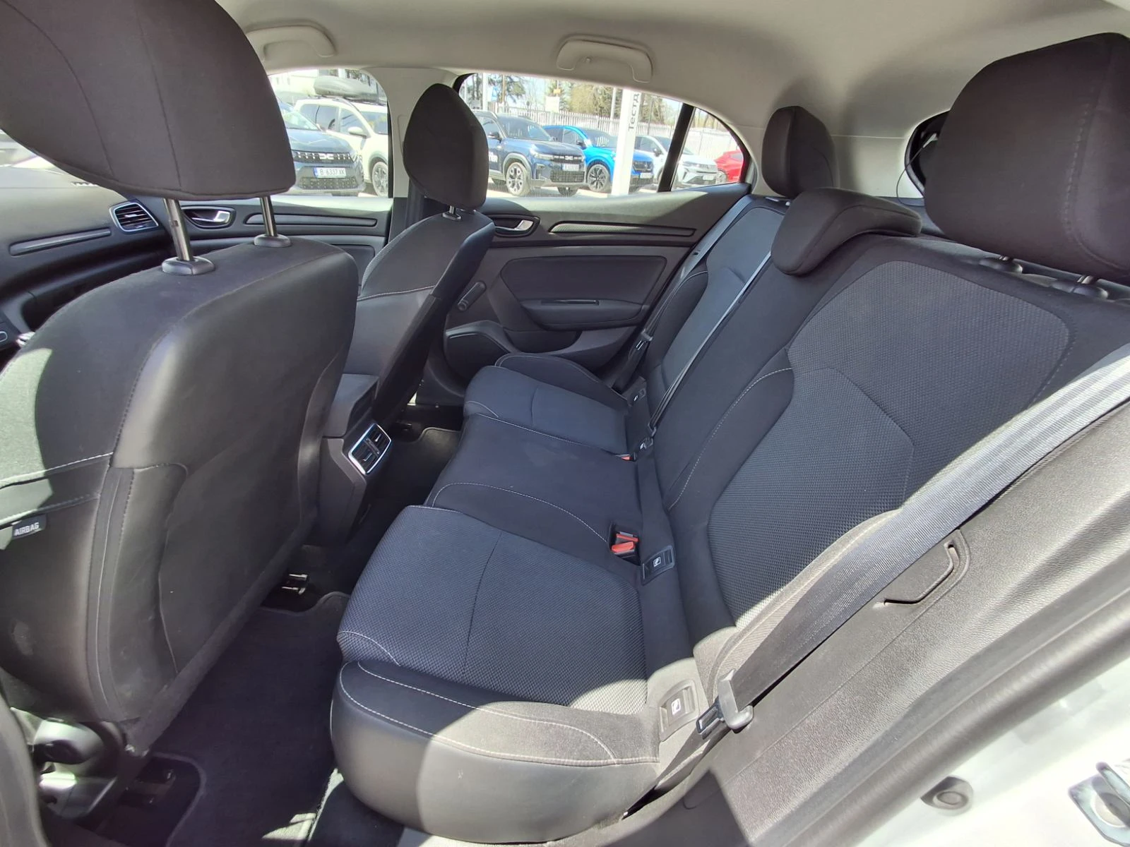 Renault Megane Blue dCi 95 Stop&Start BVM6, снимка 15 - Автомобили и джипове - 54256206