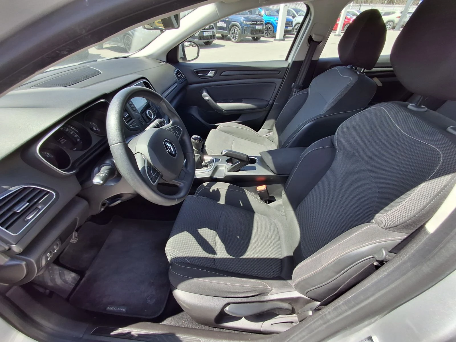 Renault Megane Blue dCi 95 Stop&Start BVM6, снимка 11 - Автомобили и джипове - 54256206