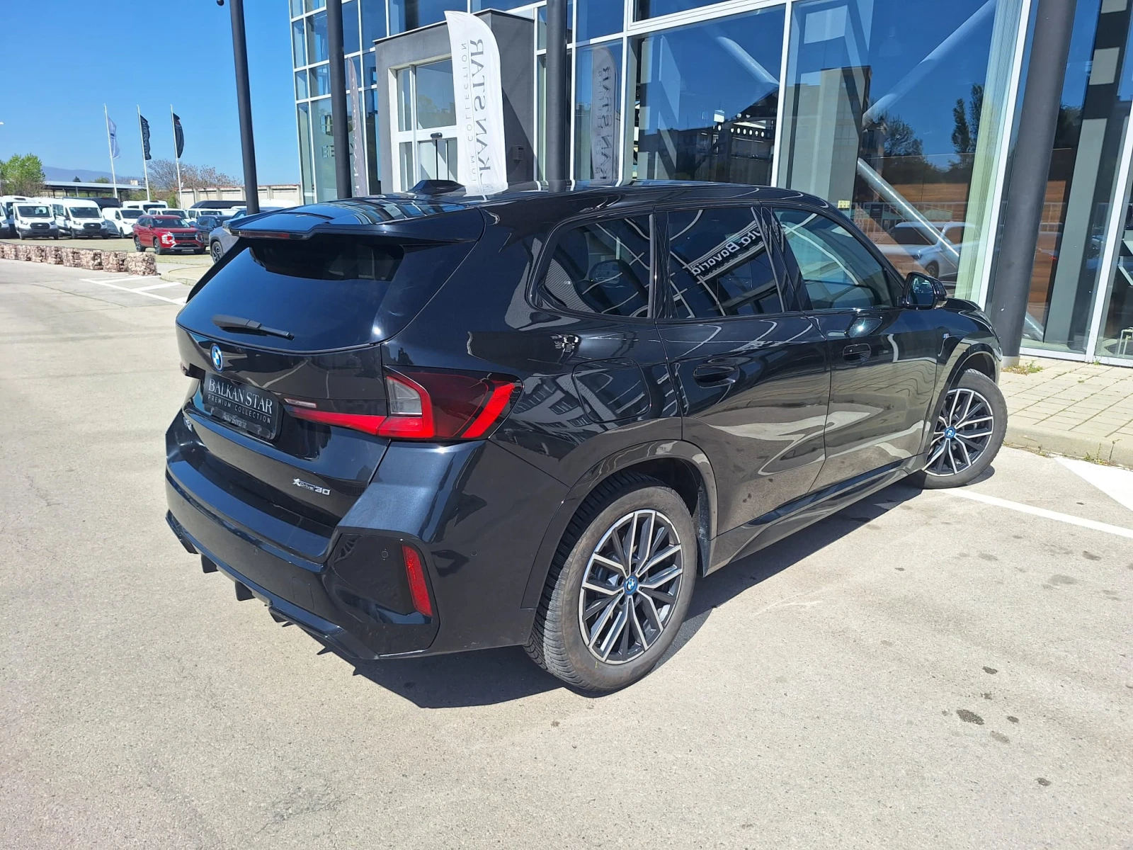 BMW iX1 30 xDrive M-pack | Mobile.bg � ����������� 3