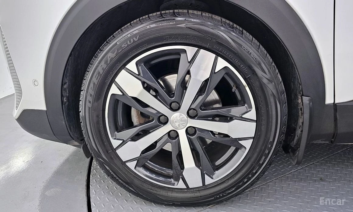 Peugeot 5008, снимка 5 - Автомобили и джипове - 54479579