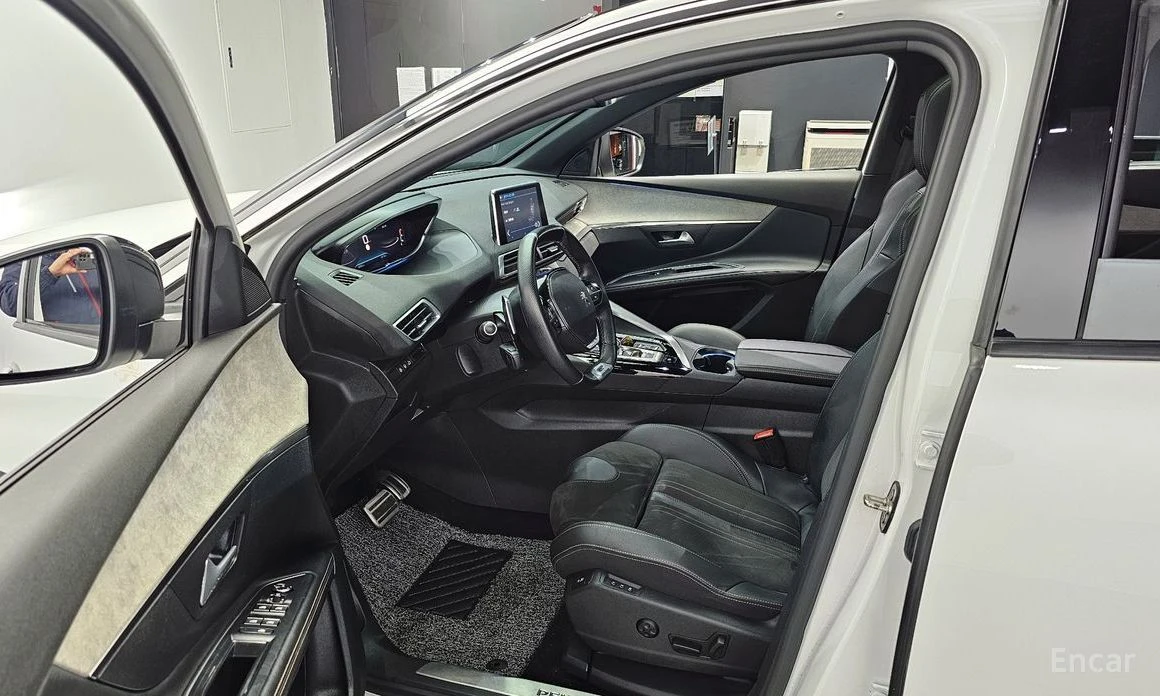 Peugeot 5008, снимка 10 - Автомобили и джипове - 54479579