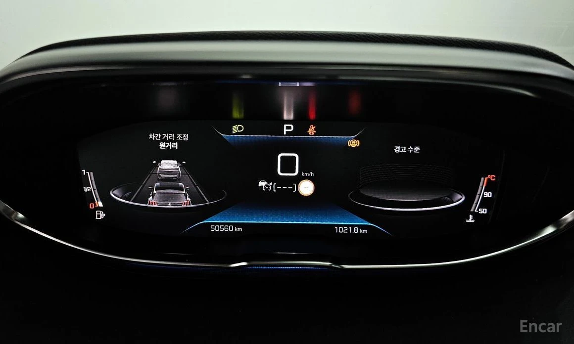 Peugeot 5008, снимка 8 - Автомобили и джипове - 54479579