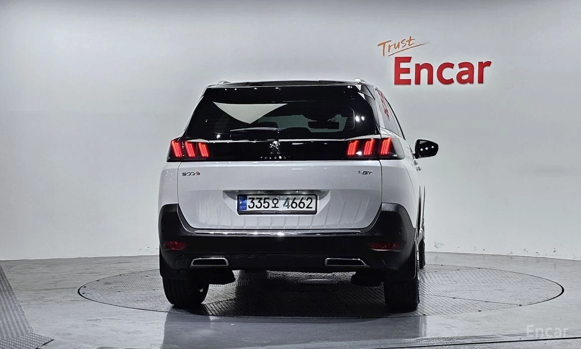 Peugeot 5008, снимка 4 - Автомобили и джипове - 54479579