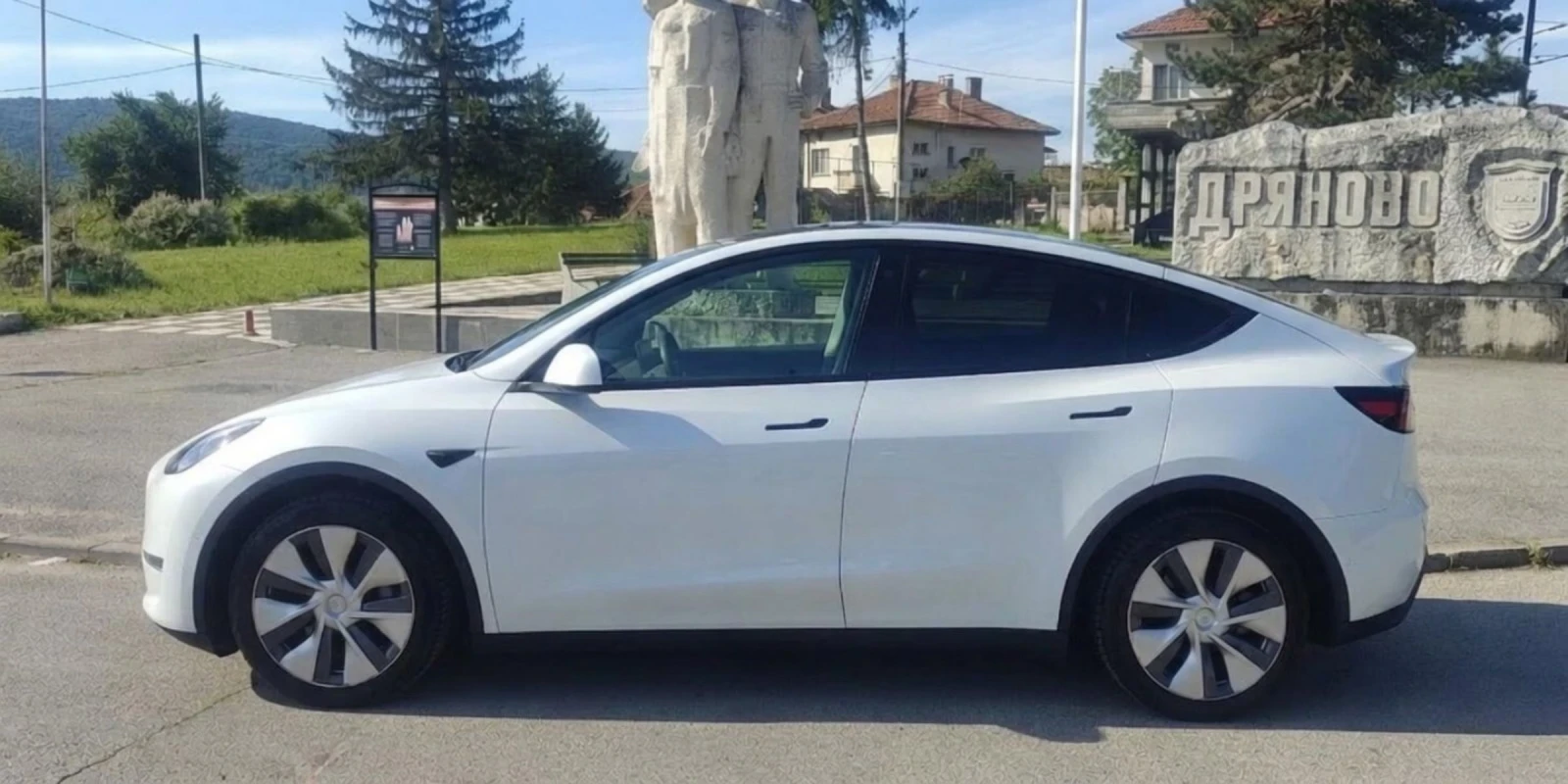 Tesla Model Y LR Dual motor/AWD/514hp/ЕВРОПА, снимка 7 - Автомобили и джипове - 54663122