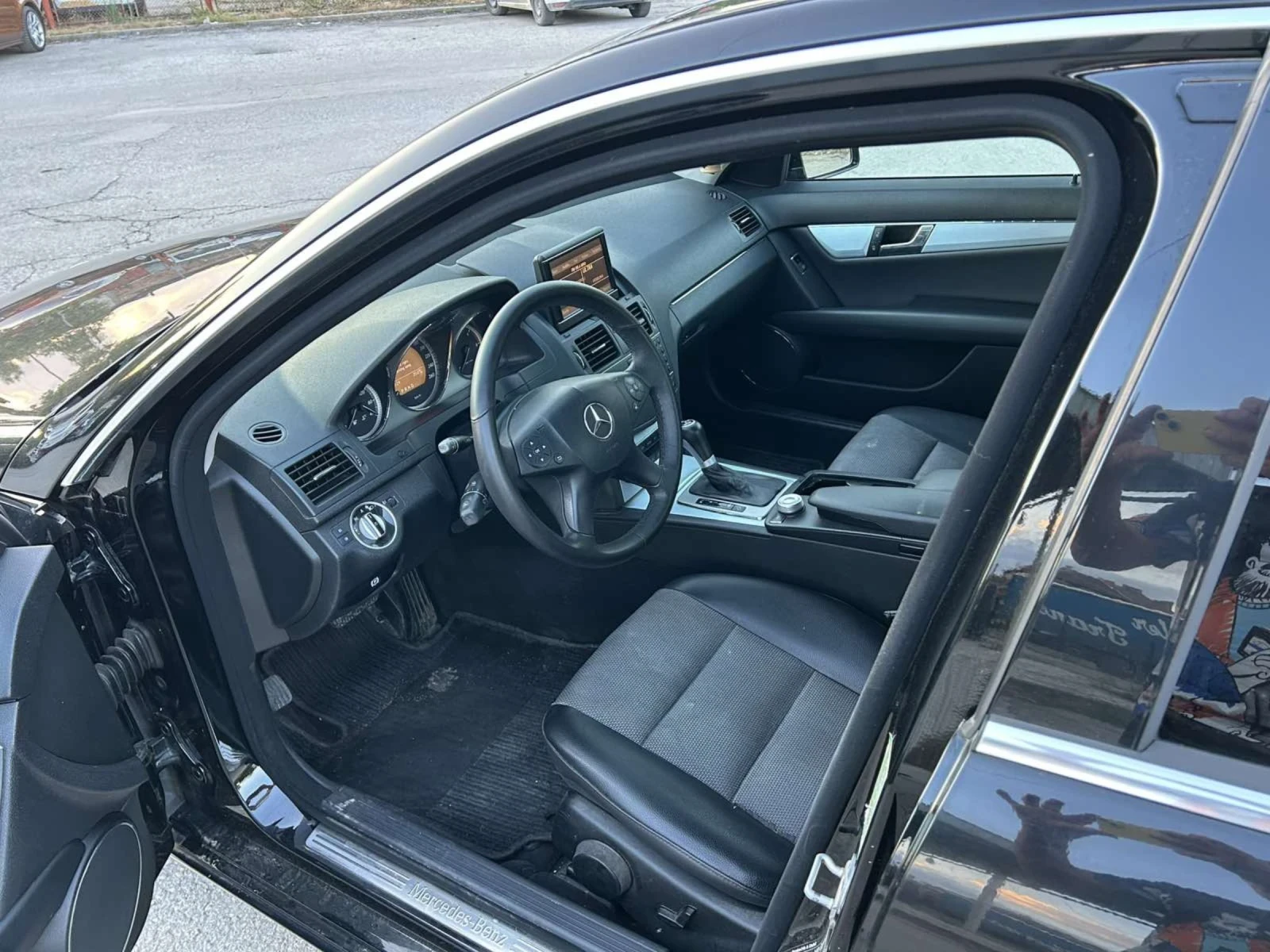Mercedes-Benz C 350 Д.   Лизинг, снимка 12 - Автомобили и джипове - 54953186