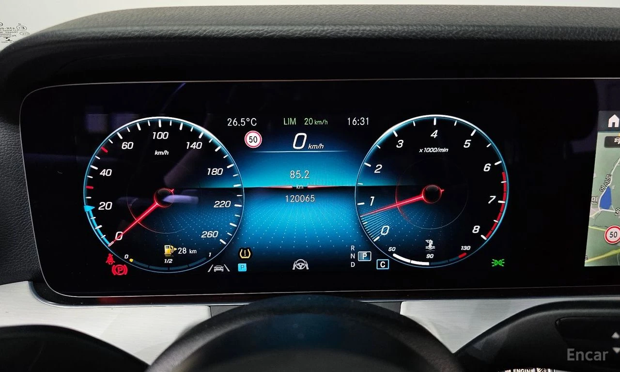 Mercedes-Benz E 250 ДИСТРОНИК* 360КАМЕРА* LANE* ASSIST* КЕЙЛЕС* , снимка 12 - Автомобили и джипове - 54801896