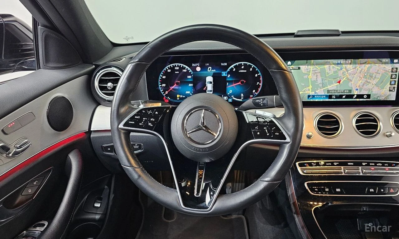 Mercedes-Benz E 250 ДИСТРОНИК* 360КАМЕРА* LANE* ASSIST* КЕЙЛЕС* , снимка 8 - Автомобили и джипове - 54801896