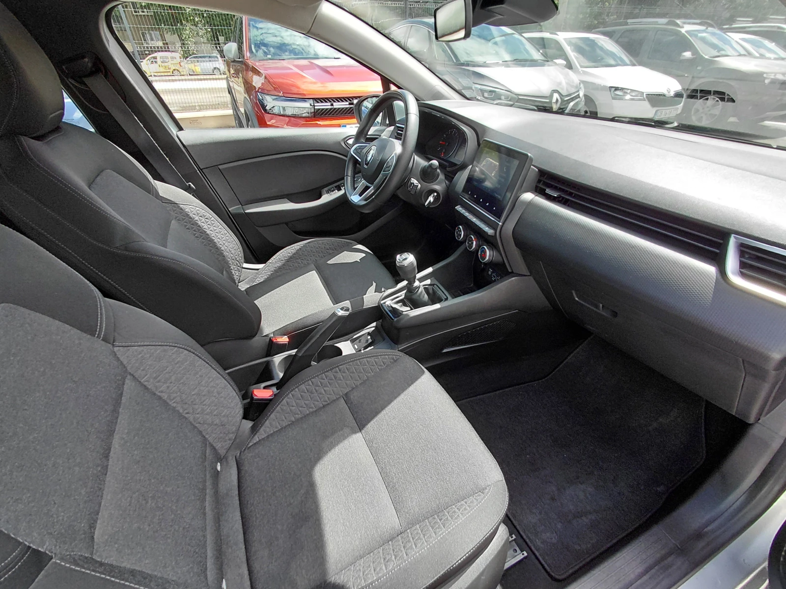 Renault Clio Tce /91к.с/ZEN, снимка 12 - Автомобили и джипове - 54882123