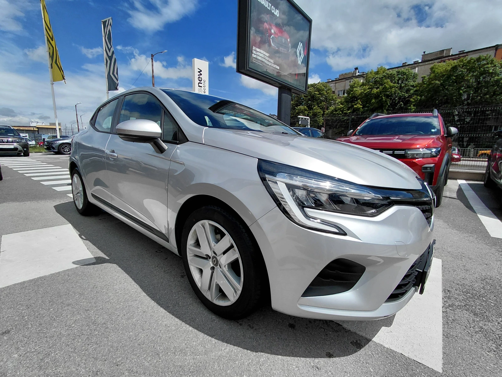 Renault Clio Tce /91к.с/ZEN, снимка 3 - Автомобили и джипове - 54882123