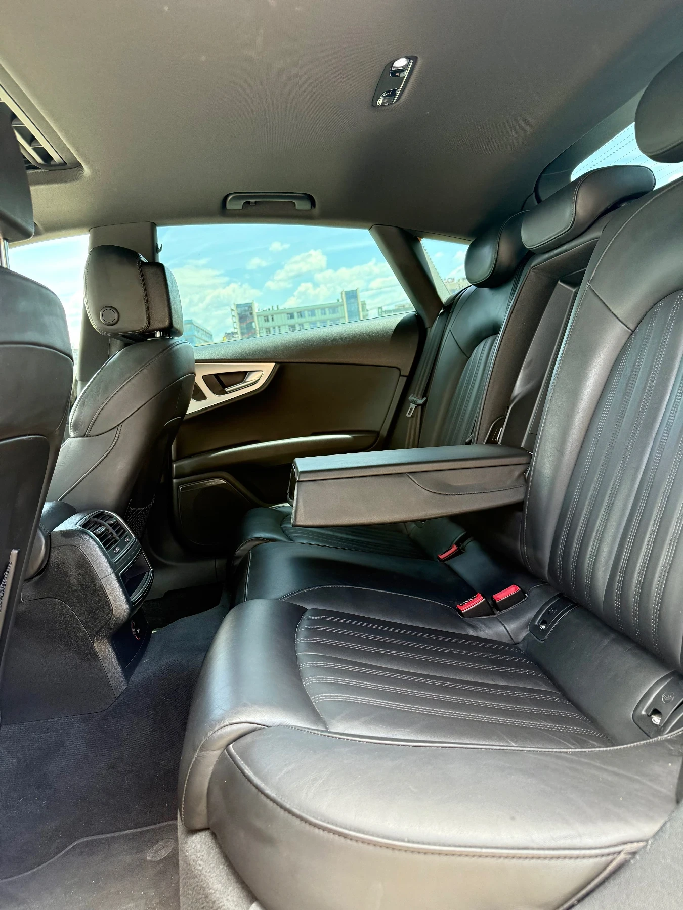 Audi A7 S line, LED, Head-up, BOSE, Самопаркиране, снимка 11 - Автомобили и джипове - 54995019