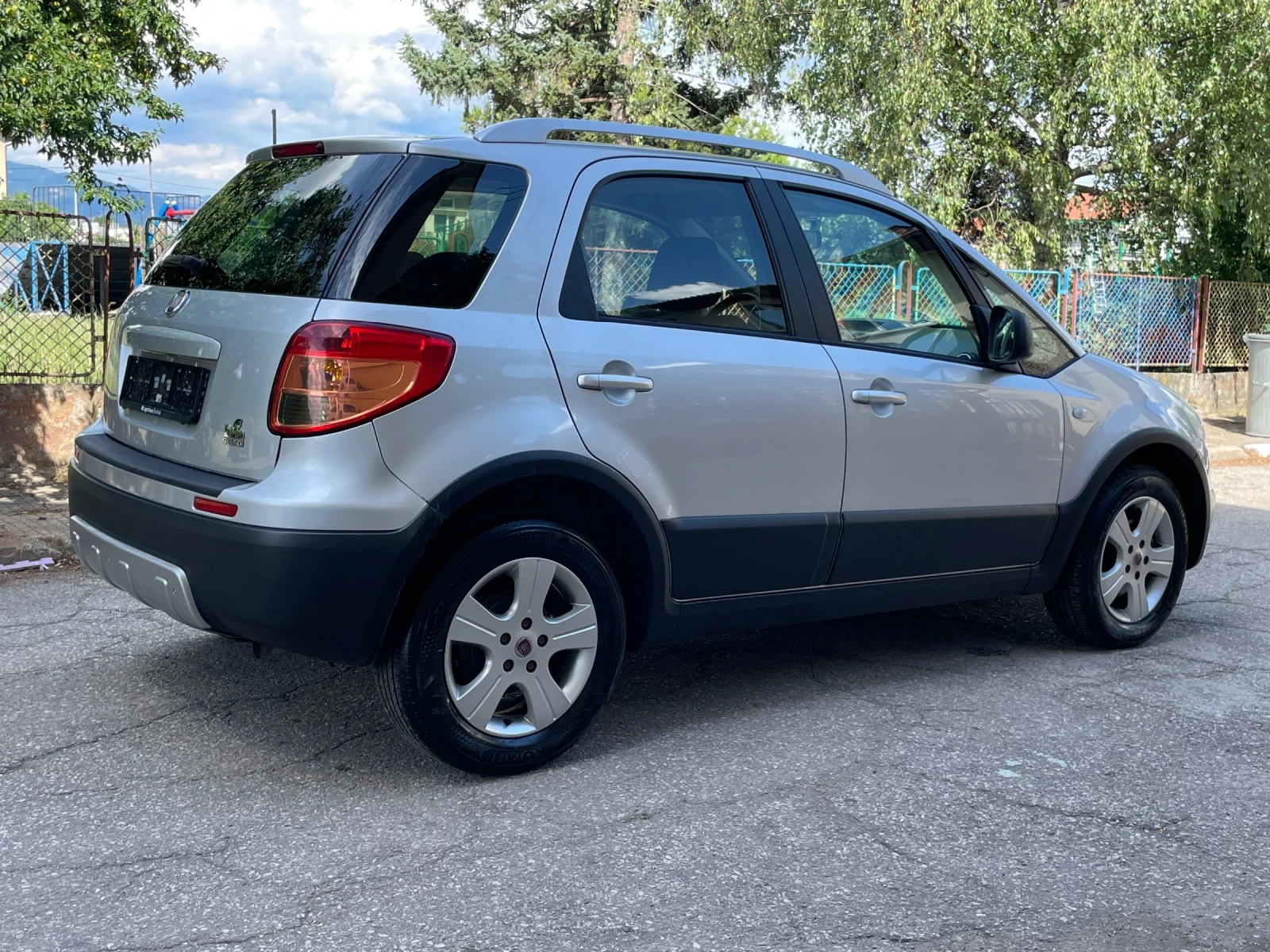 Fiat Sedici 1.6i* 4x4* 115000kм* , снимка 5 - Автомобили и джипове - 55223323