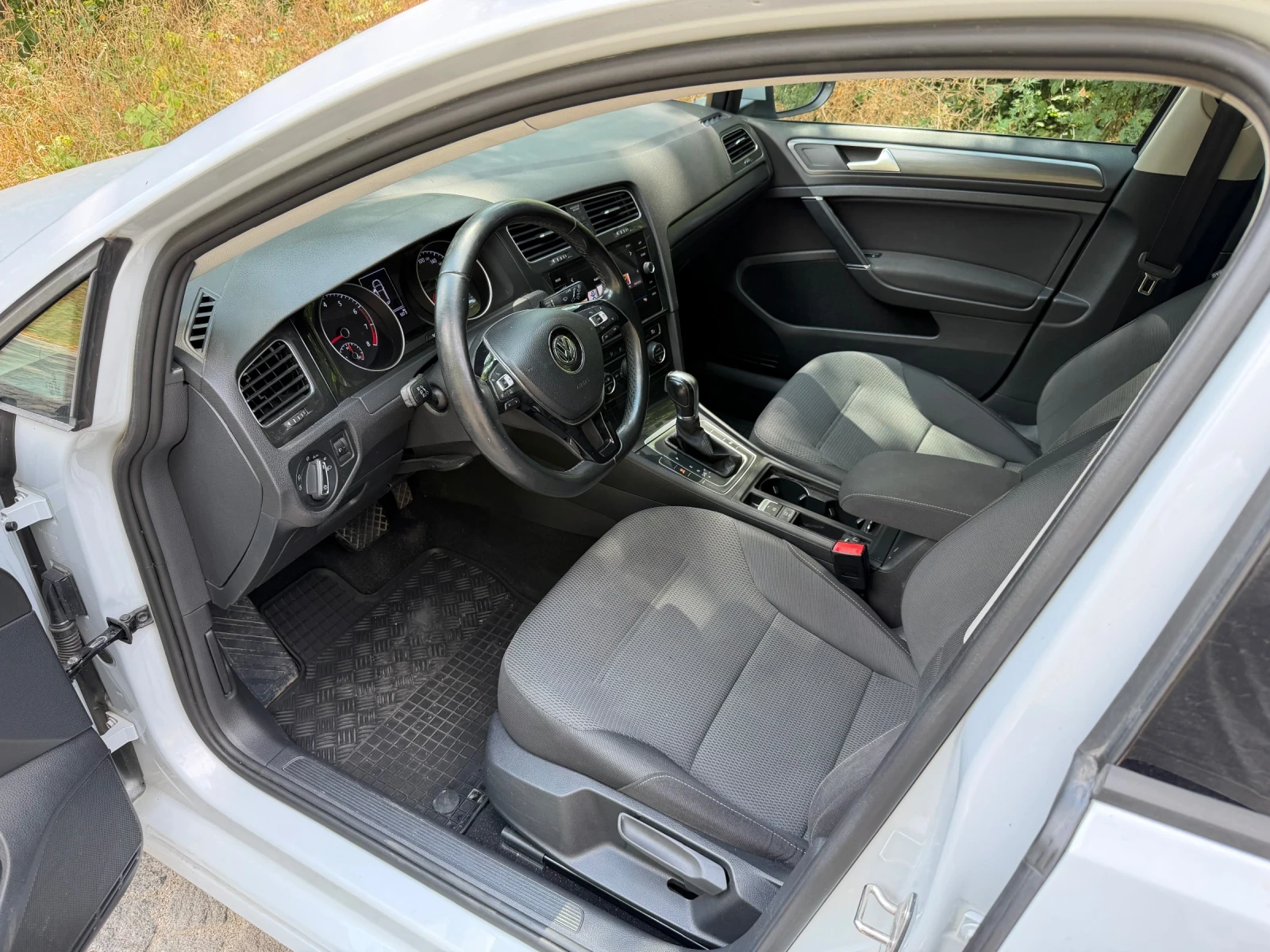VW Golf 1.4 TSI 150 к.с. Автоматик, снимка 4 - Автомобили и джипове - 55597099