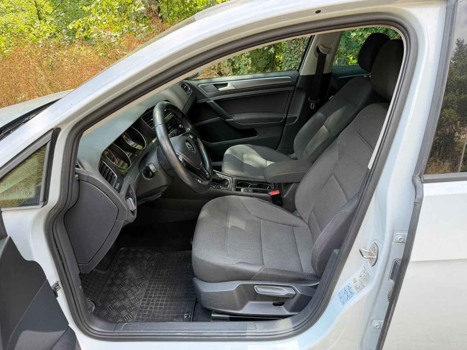 VW Golf 1.4 TSI 150 к.с. Автоматик, снимка 5 - Автомобили и джипове - 55597099