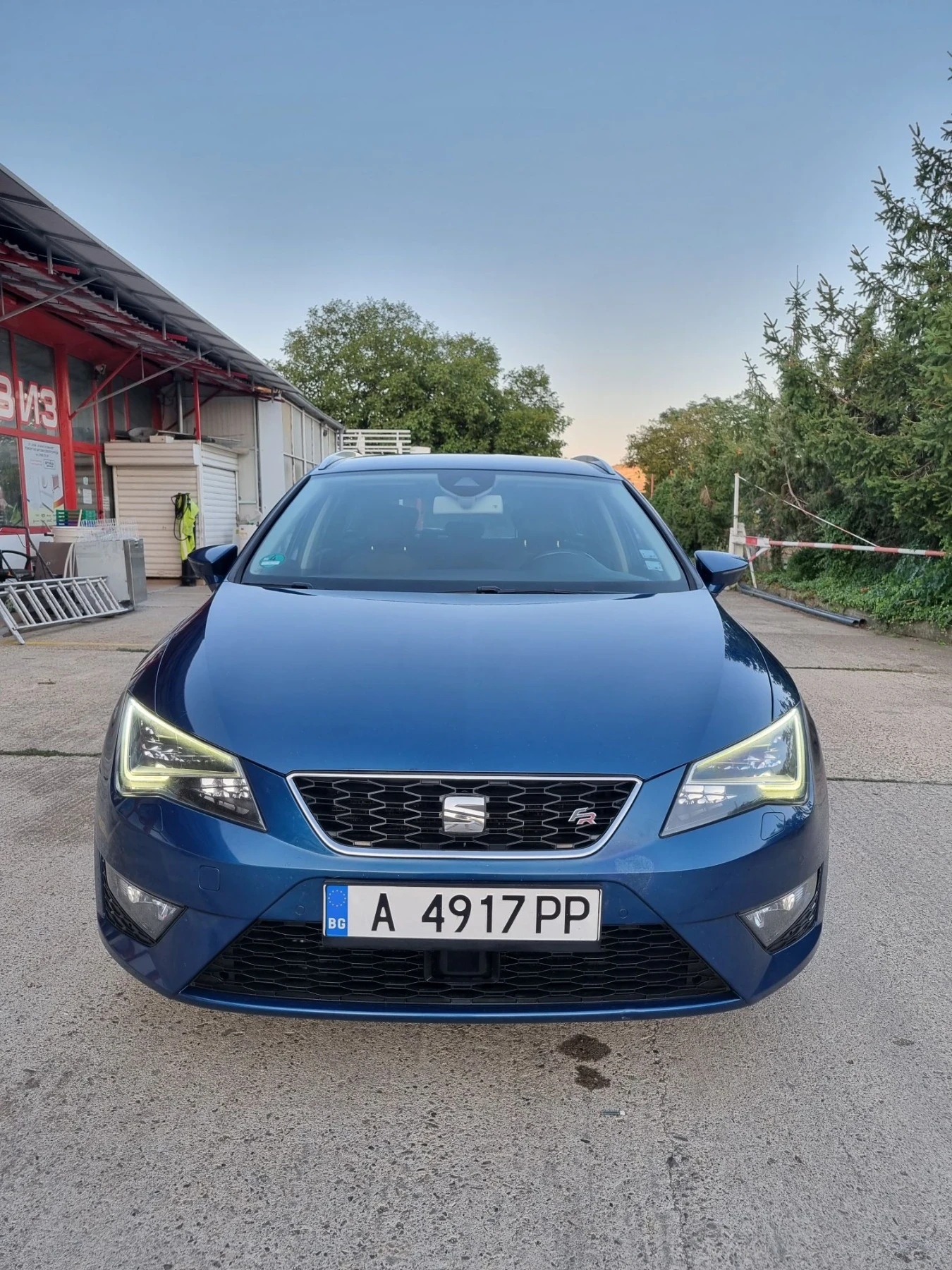 Seat Leon 2.0tdi 184 коня FR изпълниние DSG Автомат, снимка 7 - Автомобили и джипове - 55729802