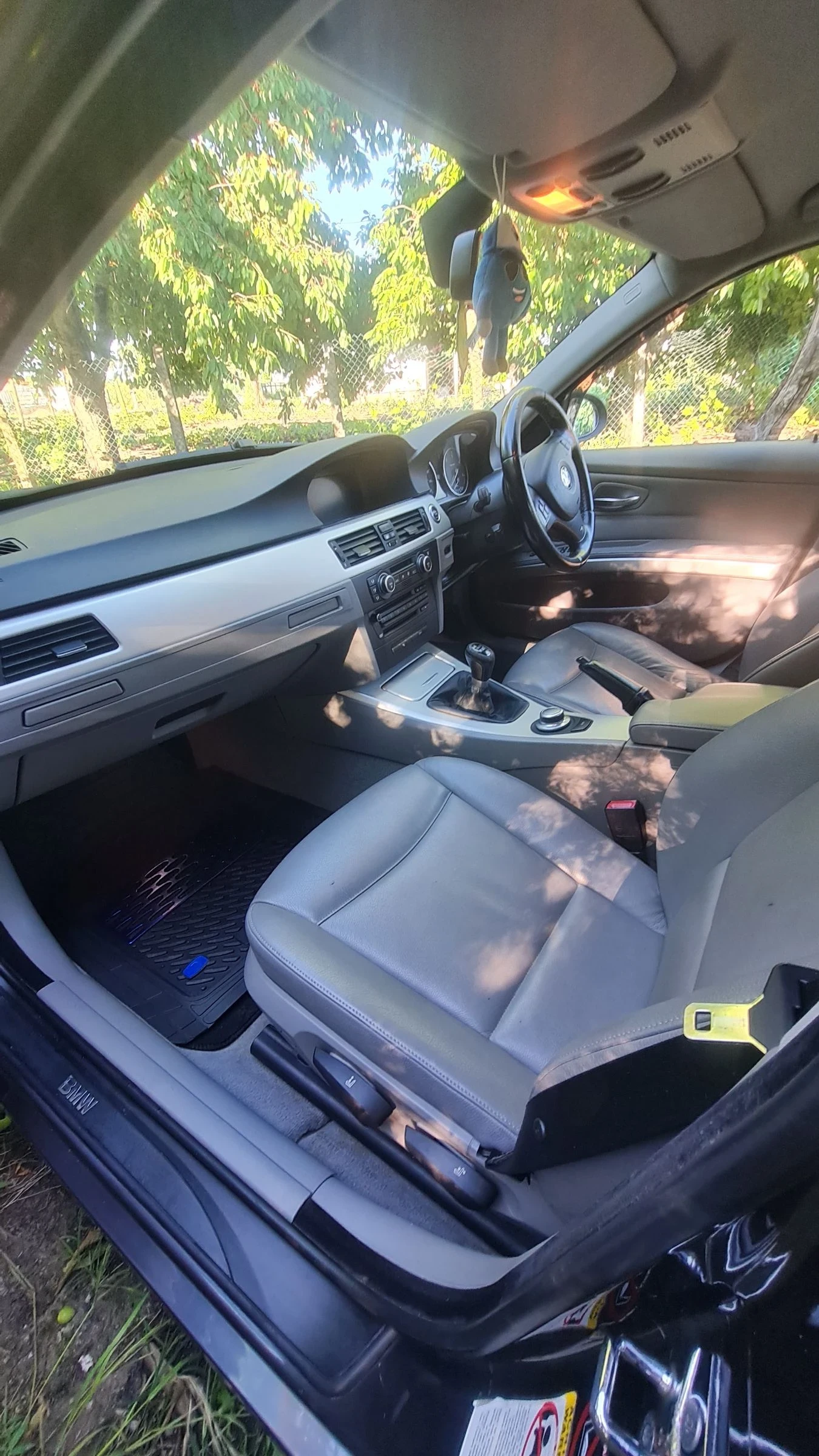 BMW 320, снимка 5 - Автомобили и джипове - 55884781