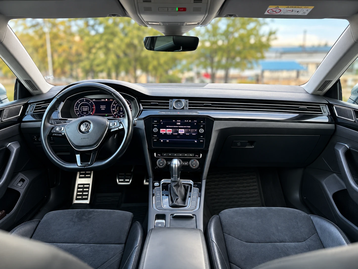 VW Arteon 2.0 TDI /Elegance TOP!!!, снимка 13 - Автомобили и джипове - 56185679