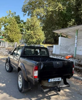 Nissan Navara Двигатела обслужен.Платено всичко.Нов съединител, снимка 4