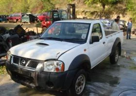 Nissan Navara 2.5 D22 | Mobile.bg    2