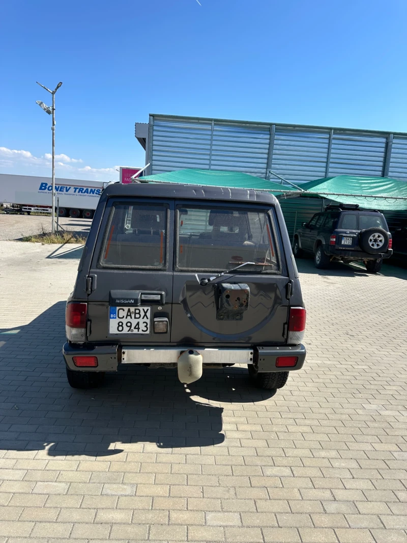 Nissan Patrol, снимка 8 - Автомобили и джипове - 47398570