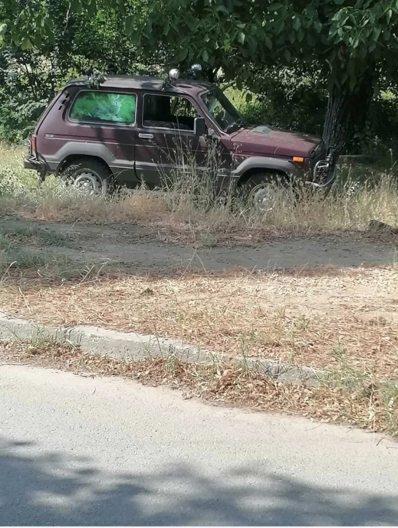 Lada Niva 1.7 ГАЗ, снимка 3 - Автомобили и джипове - 47879239