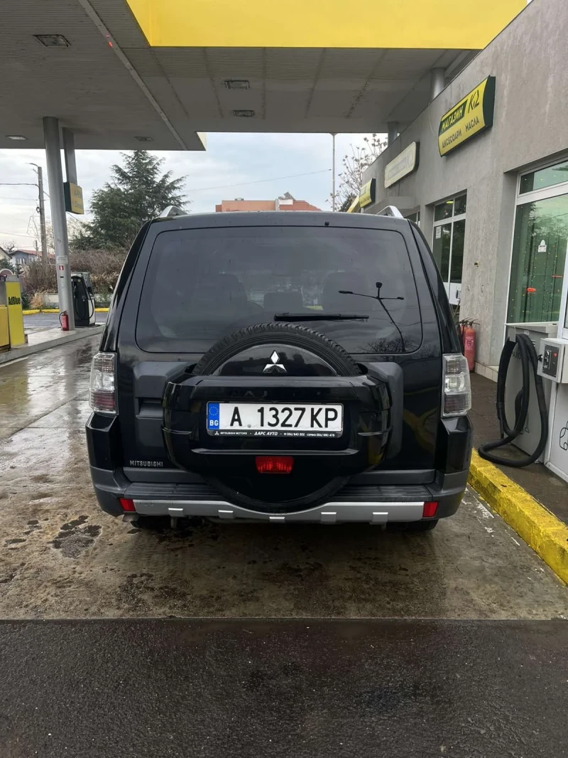 Mitsubishi Pajero, снимка 3 - Автомобили и джипове - 48267728