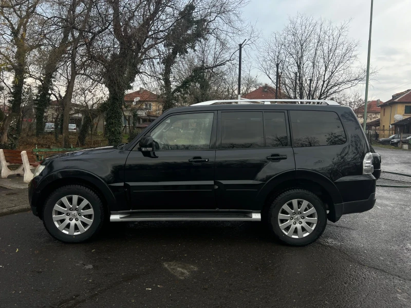 Mitsubishi Pajero, снимка 7 - Автомобили и джипове - 48267728