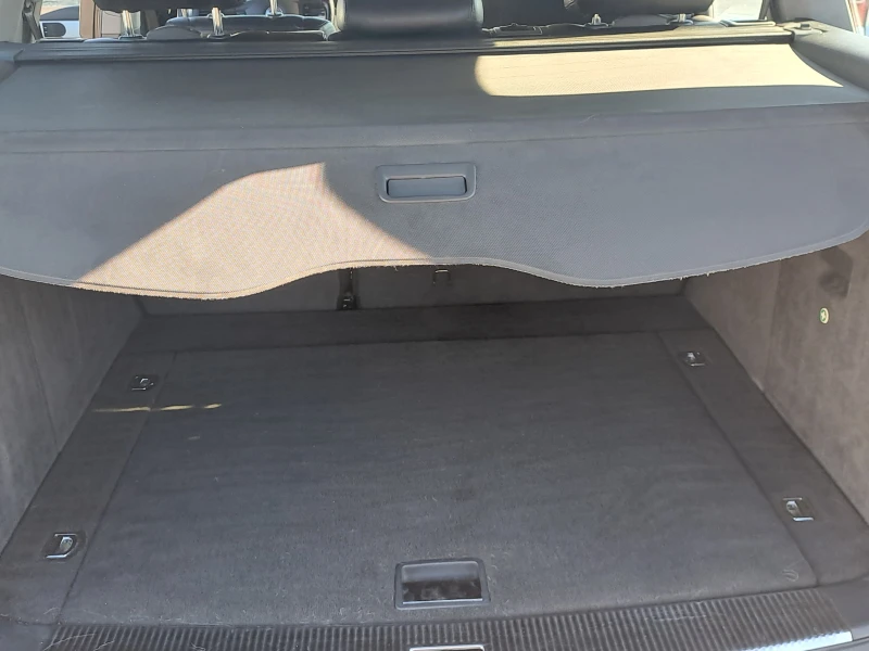 VW Touareg 3.0TDI 225k.c., снимка 10 - Автомобили и джипове - 52412142