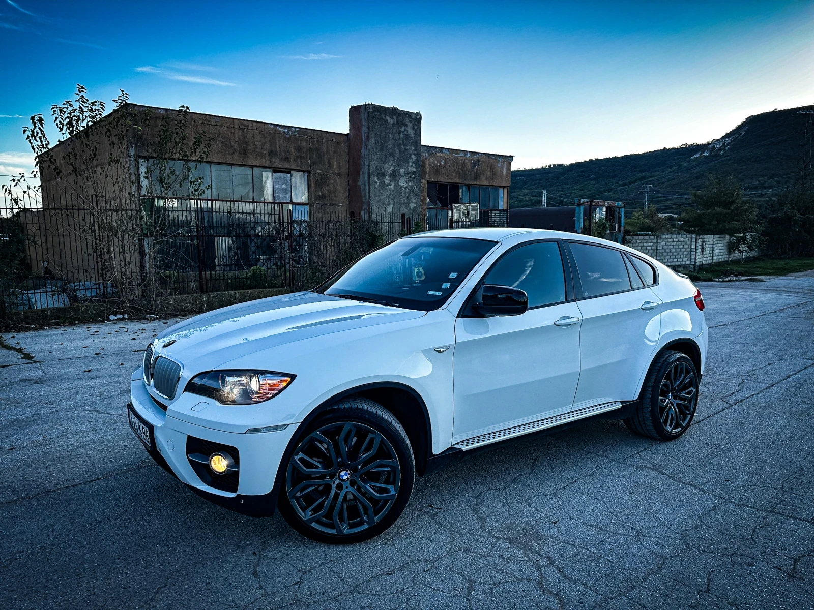 BMW X6 = 3.5d= NAVI= РЕКАРО= СМЕНЕНИ ВЕРИГИ=  - изображение 5