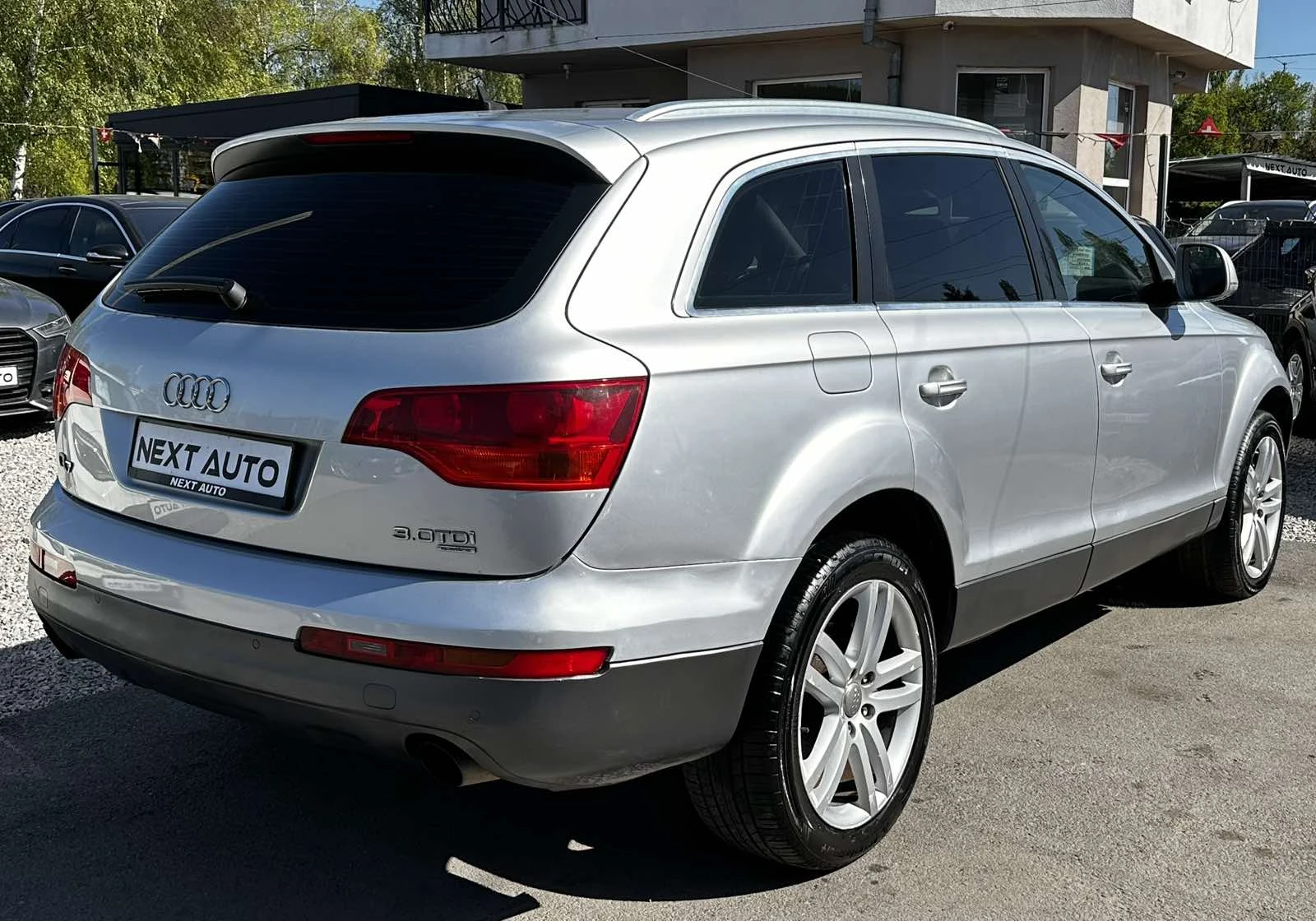 Audi Q7 3.0TDI 233HP 6+ 1 - изображение 5