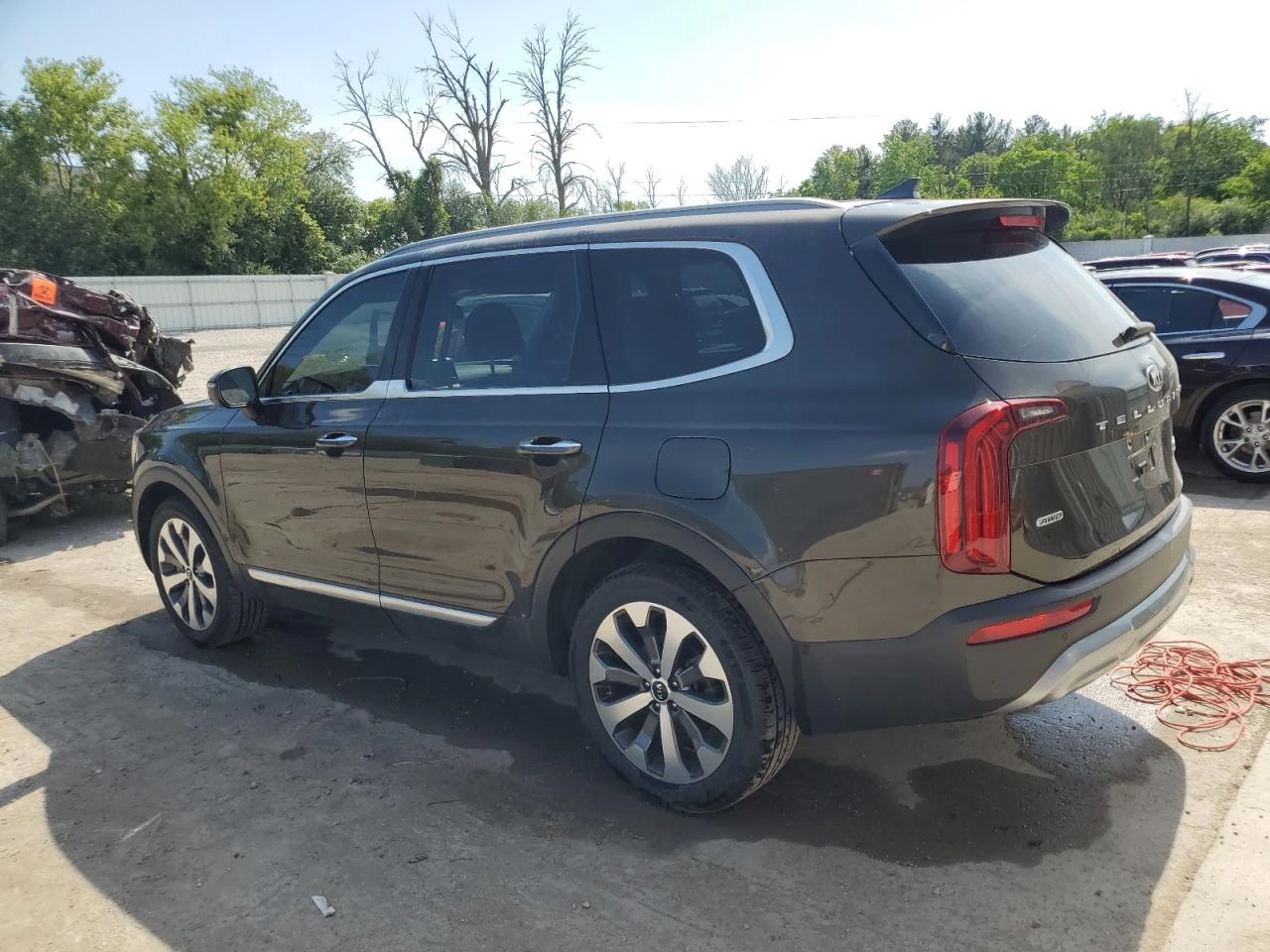 Kia Telluride S* 4x4* ПАНО* ПОДГРЕВИ* 7 МЕСТА* ФИКС.ЦЕНА  - изображение 4