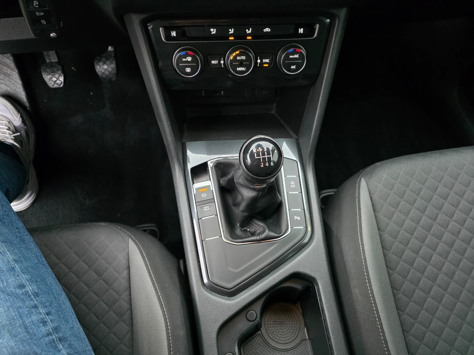 VW Tiguan 1.6TDI- !!! | Mobile.bg   17