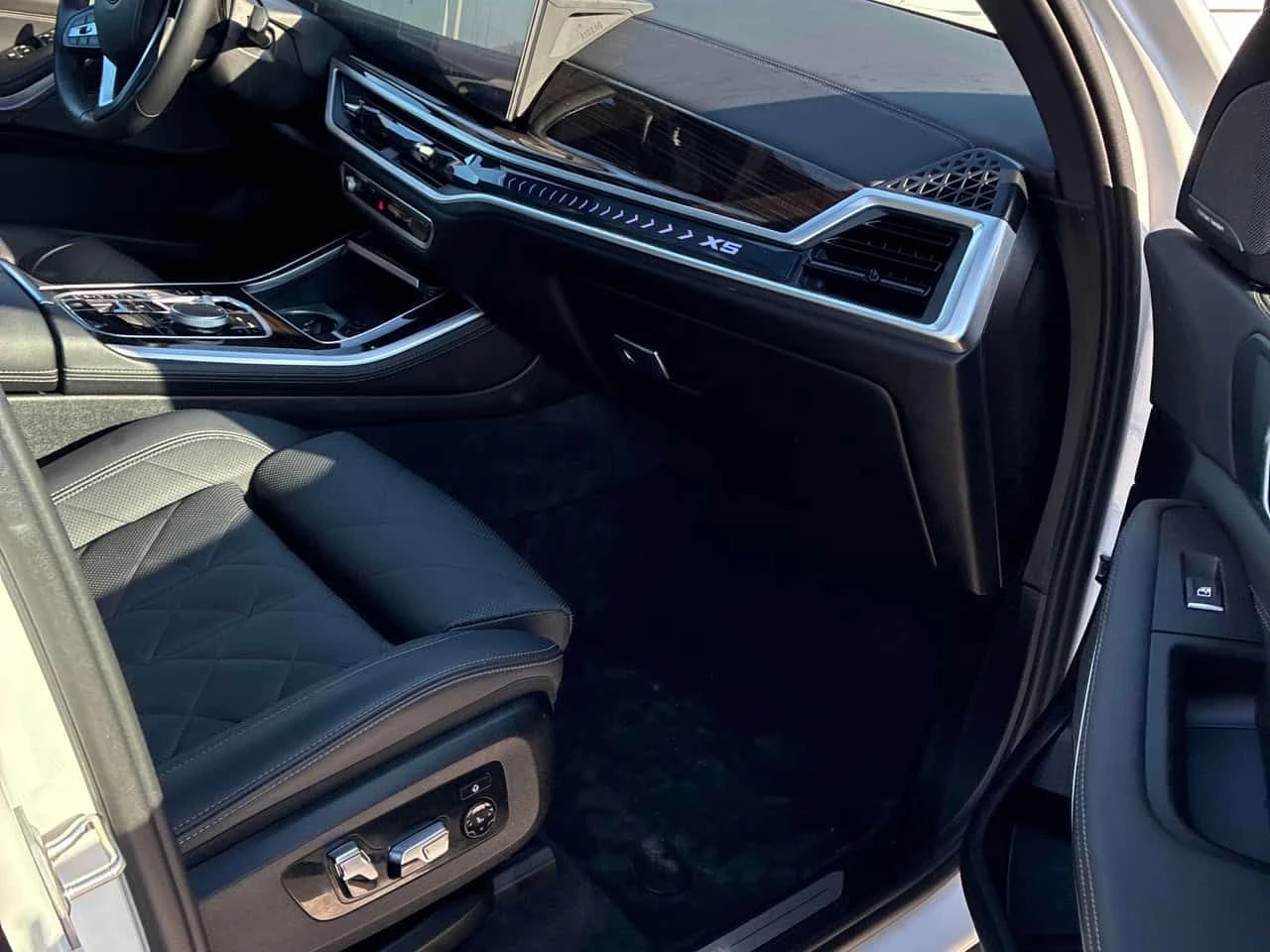 BMW X5 xDrive40i/HUD/360/ДИСТРОНИК/ПАНОРАМА/H/K/OT BMW, снимка 11 - Автомобили и джипове - 54172571