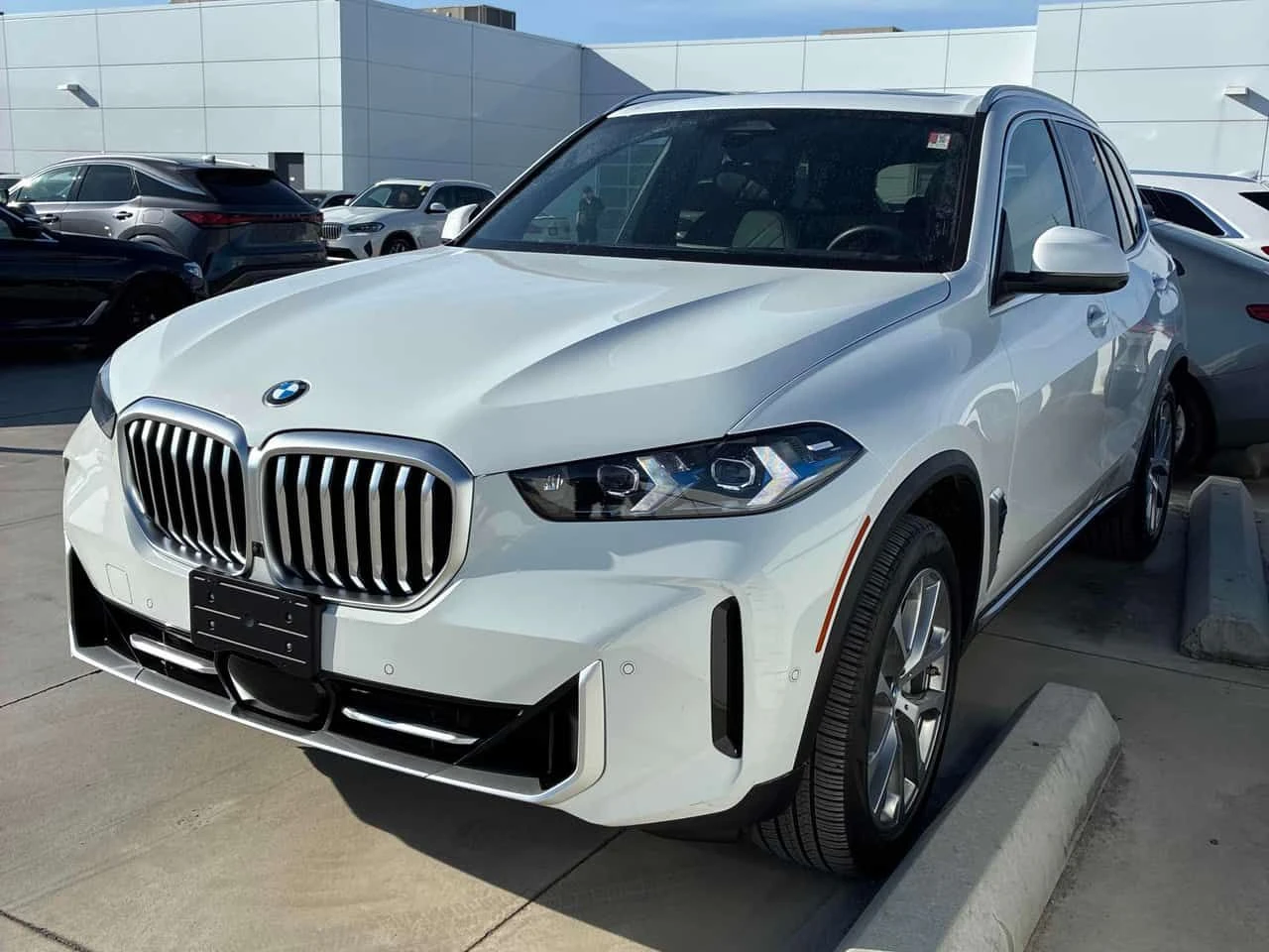 BMW X5 xDrive40i/HUD/360/ДИСТРОНИК/ПАНОРАМА/H/K/OT BMW | Auto.bg — изображение 1