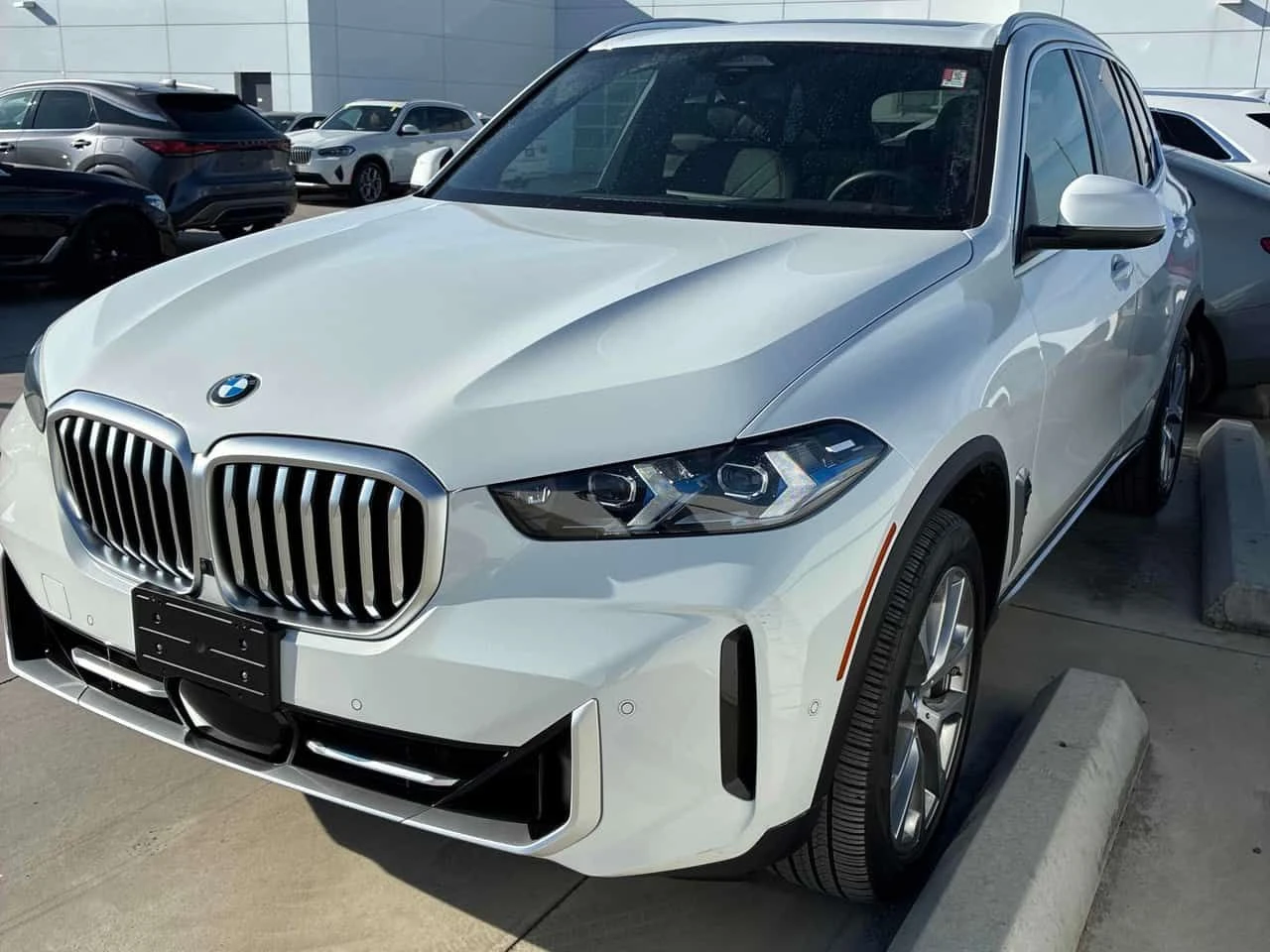 BMW X5 xDrive40i/HUD/360/ДИСТРОНИК/ПАНОРАМА/H/K/OT BMW, снимка 3 - Автомобили и джипове - 54172571