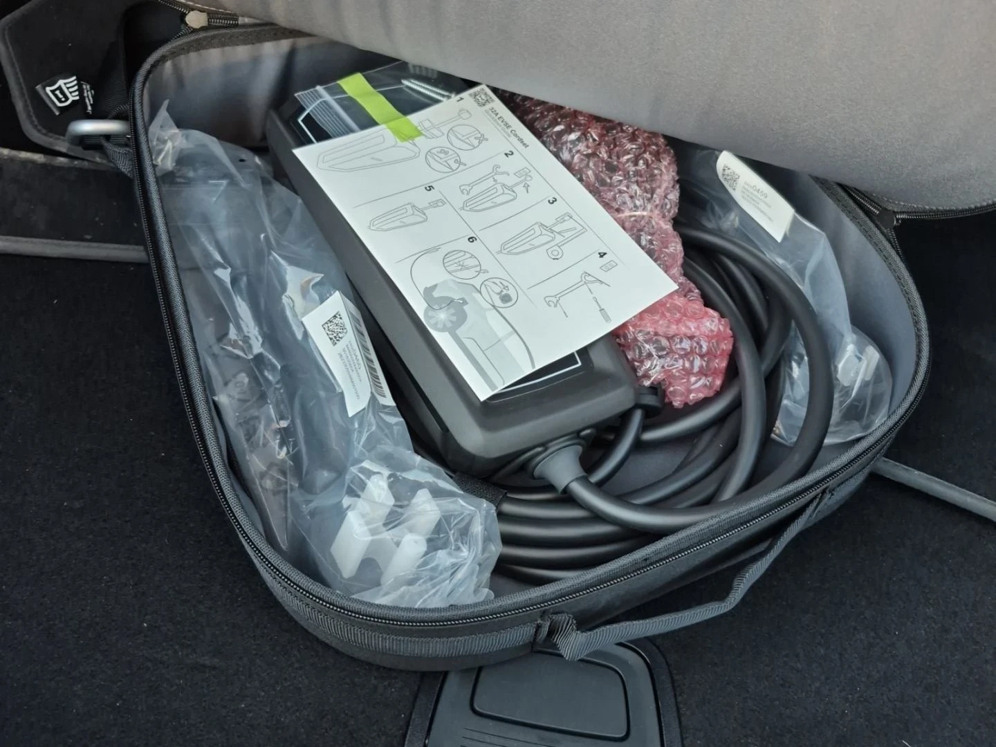 Mercedes-Benz EQE EQE 500 | BURMESTER | 360  | DISTRONIC | ПАНО, снимка 16 - Автомобили и джипове - 54227032