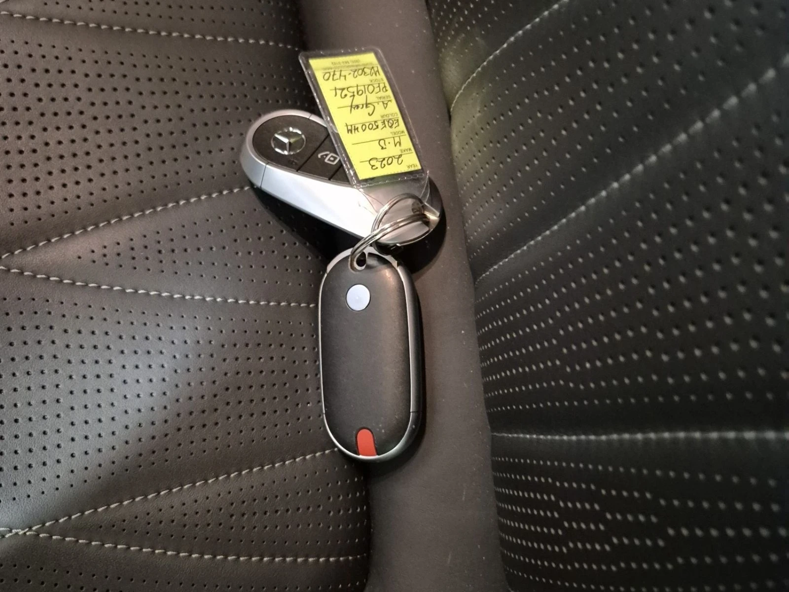 Mercedes-Benz EQE EQE 500 | BURMESTER | 360  | DISTRONIC | ПАНО, снимка 10 - Автомобили и джипове - 54227032