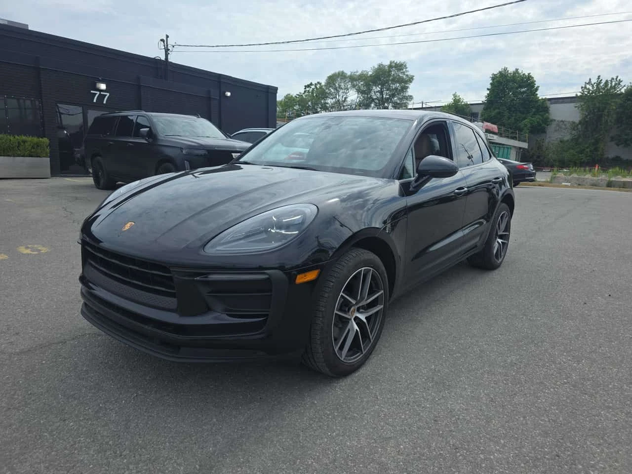 Porsche Macan * AWD * CARFAX * БЕЗ ПЪРВОНАЧАЛНА ВНОСКА, снимка 13 - Автомобили и джипове - 54847458