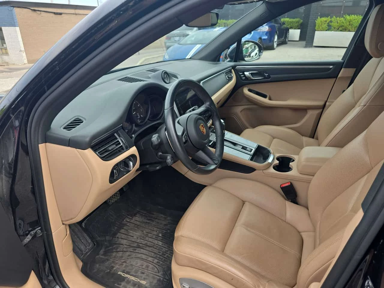 Porsche Macan * AWD * CARFAX * БЕЗ ПЪРВОНАЧАЛНА ВНОСКА, снимка 5 - Автомобили и джипове - 54847458