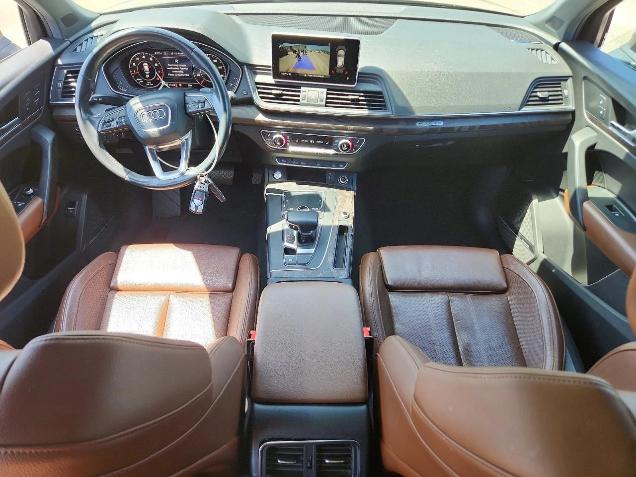 Audi Q5 2.0l Premium Plus, снимка 8 - Автомобили и джипове - 55802589