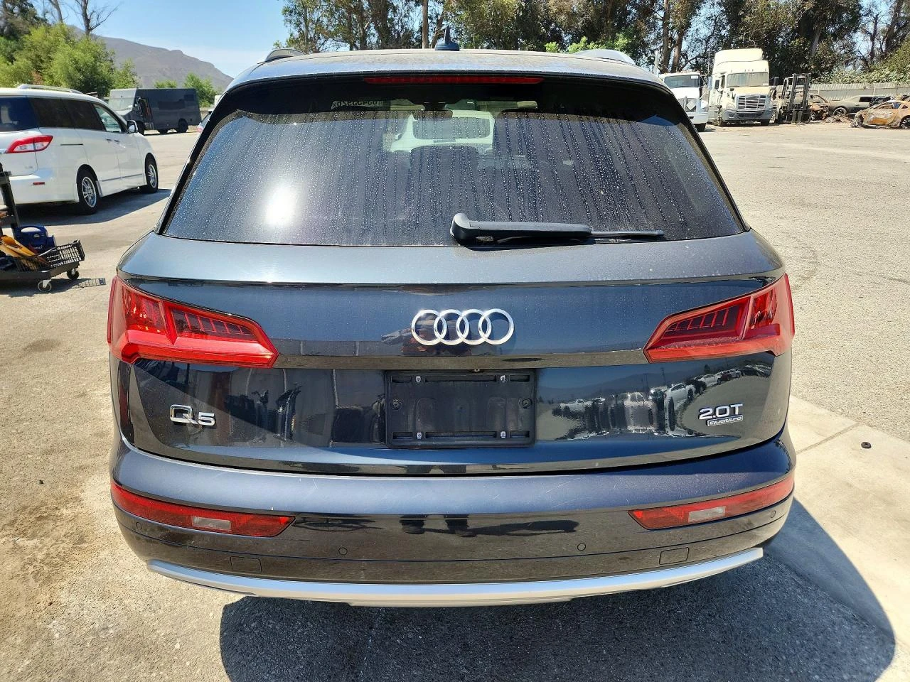 Audi Q5 2.0l Premium Plus, снимка 6 - Автомобили и джипове - 55802589
