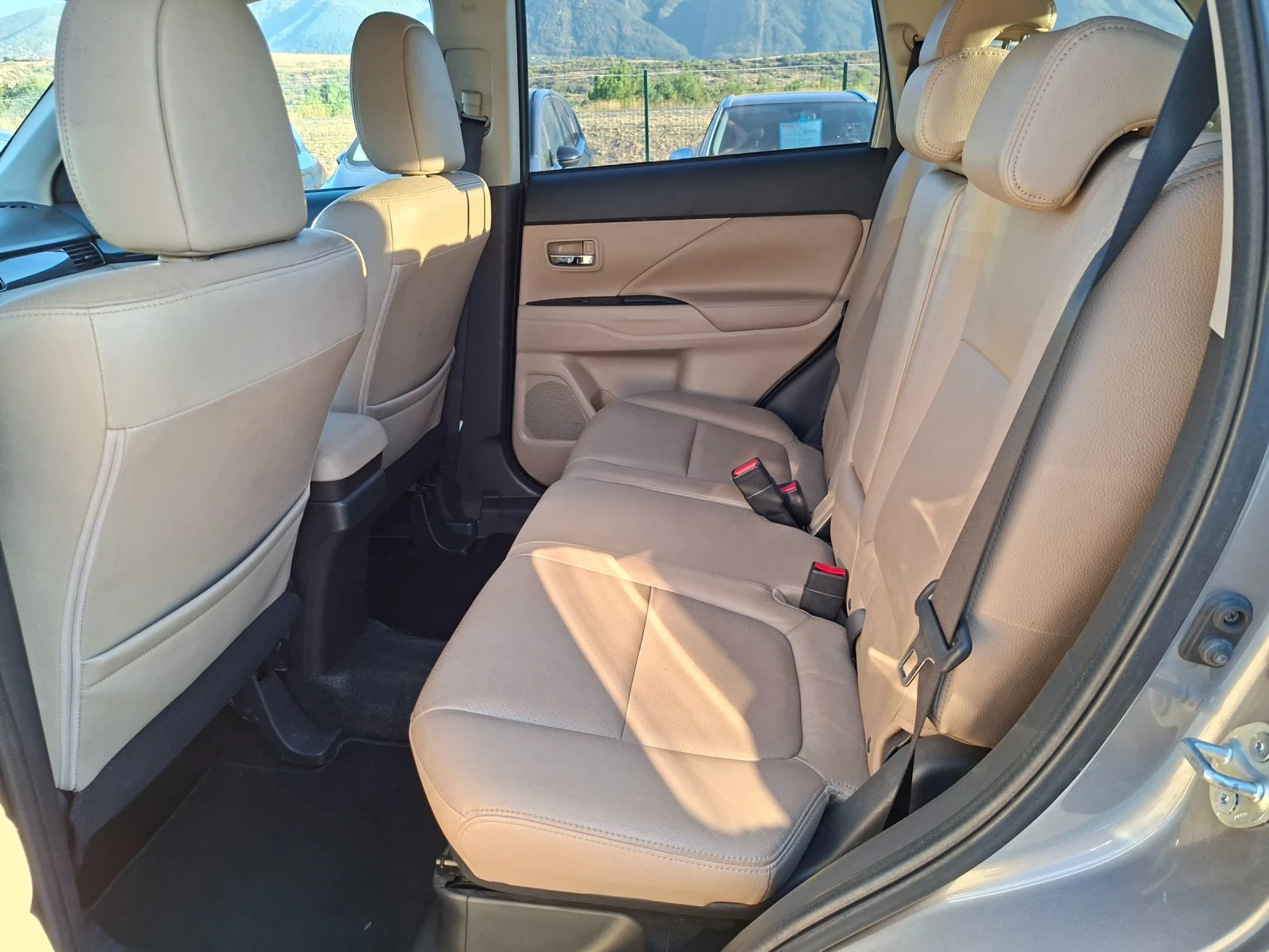 Mitsubishi Outlander 2, 2 did 4wd , снимка 11 - Автомобили и джипове - 56381744